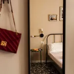 Pensión Four