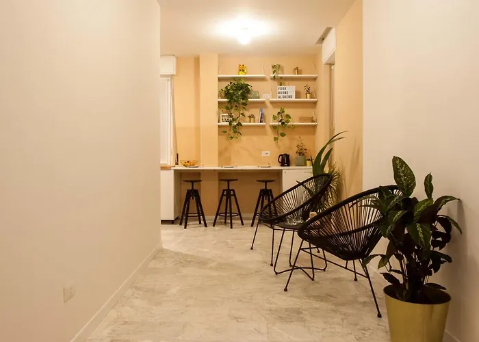 Гостевой дом Four 3*