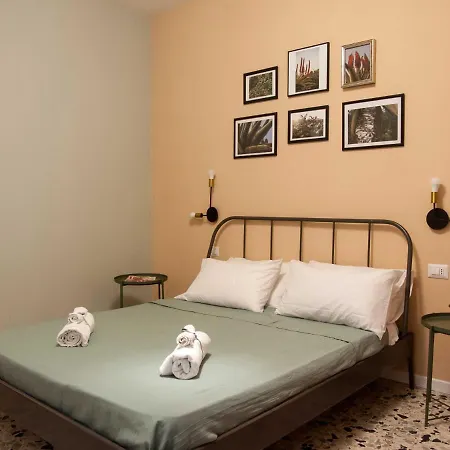 بيت ضيافة Four